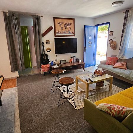 Mango Haus Hostel Aqaba Ngoại thất bức ảnh